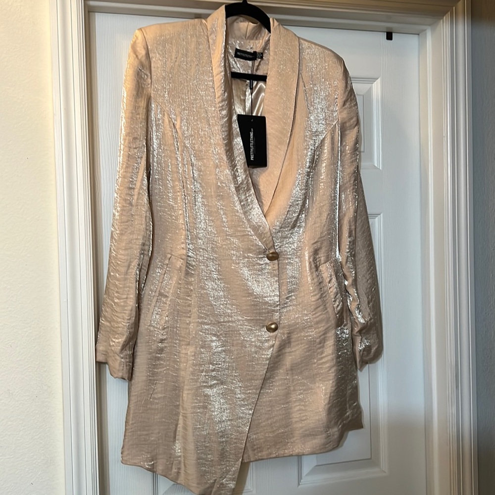PrettyLittleThing: Champagne Blazer Dress: Size 10